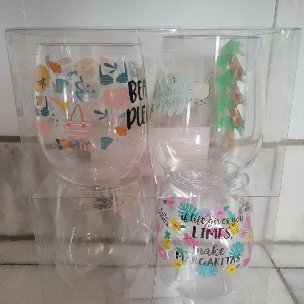 Crofton 4-Pack Summer-Themed Plastic Wine Glasses Set NEW